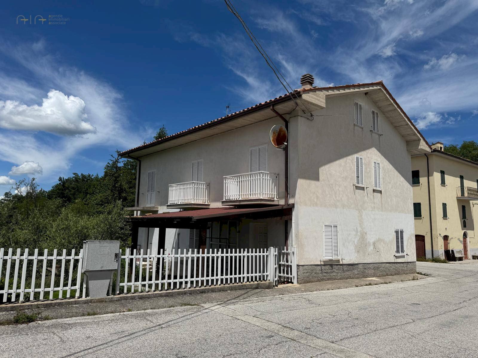 Foto 2 - Casa indipendente Fraz. Casale, Comunanza - foto 2