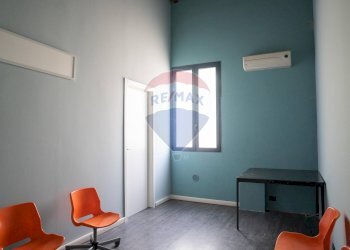 Camera / camera da letto - Office Via Vincenzo Monti
 
52, Rho - photo 9