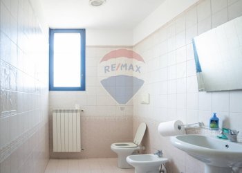 Bagno - Office Via Vincenzo Monti
 
52, Rho - photo 10