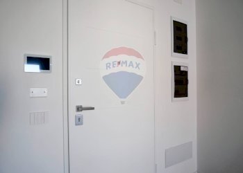 Hall / corridoio - Trilocale Via Alfredo Giovine
 
73, Bari - foto 2