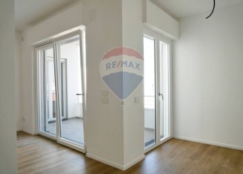 Stanza vuota - Trilocale Via Alfredo Giovine
 
73, Bari - foto 6