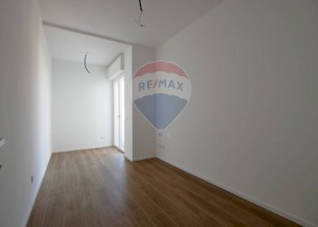 Stanza vuota - Trilocale Via Alfredo Giovine
 
73, Bari - foto 13