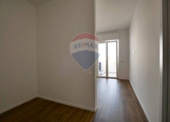 Stanza vuota - Trilocale Via Alfredo Giovine
 
73, Bari - foto 18