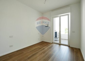 Stanza vuota - Trilocale Via Alfredo Giovine
 
73, Bari - foto 19