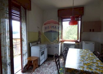 Cucina - Casa indipendente via Noga
 
126, Cassano Valcuvia - foto 10