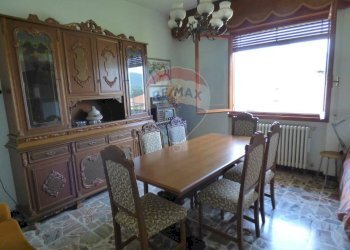 Sala da pranzo - Casa indipendente via Noga
 
126, Cassano Valcuvia - foto 11