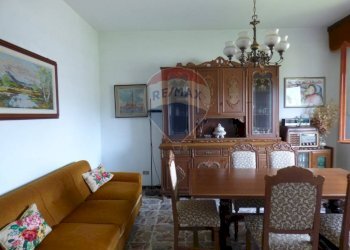 Sala da pranzo - Casa indipendente via Noga
 
126, Cassano Valcuvia - foto 12