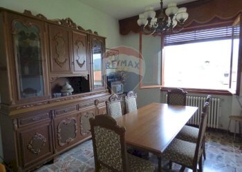 Sala da pranzo - Casa indipendente via Noga
 
126, Cassano Valcuvia - foto 13