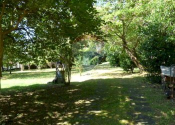 Giardino - Casa indipendente via Noga
 
126, Cassano Valcuvia - foto 37