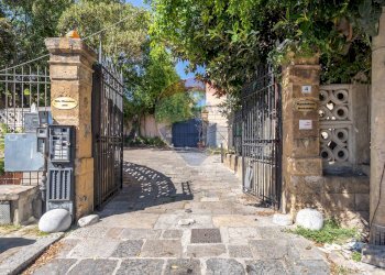 INGRESSO VILLA - Casa semi indipendente via Valguarnera
 
4, Bagheria - foto 8