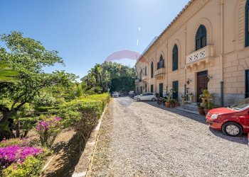 Edificio all\'aperto - Casa semi indipendente via Valguarnera
 
4, Bagheria - foto 12