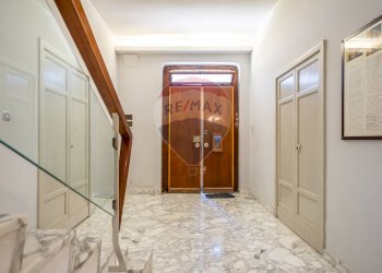 Hall / corridoio - Casa semi indipendente via Valguarnera
 
4, Bagheria - foto 20