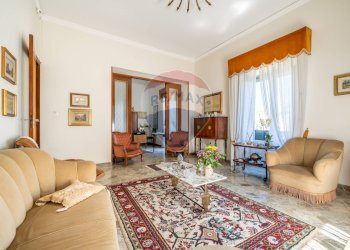 Soggiorno - Casa semi indipendente via Valguarnera
 
4, Bagheria - foto 24