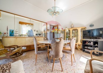 Sala da pranzo - Casa semi indipendente via Valguarnera
 
4, Bagheria - foto 33