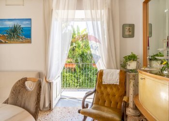 Soggiorno - Casa semi indipendente via Valguarnera
 
4, Bagheria - foto 48