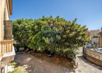 Giardino - Casa semi indipendente via Valguarnera
 
4, Bagheria - foto 52