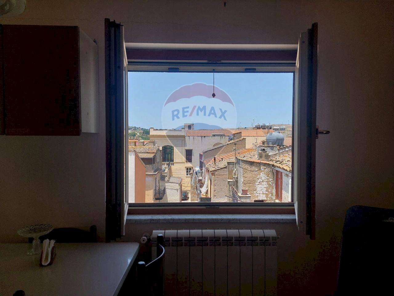 Cucina - Trilocale Via Cristoforo colombo
 
38, Lercara Friddi - foto 1