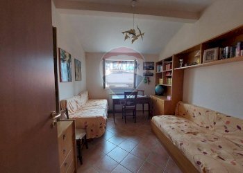 Sala da pranzo - Trilocale Via Cristoforo colombo
 
38, Lercara Friddi - foto 22