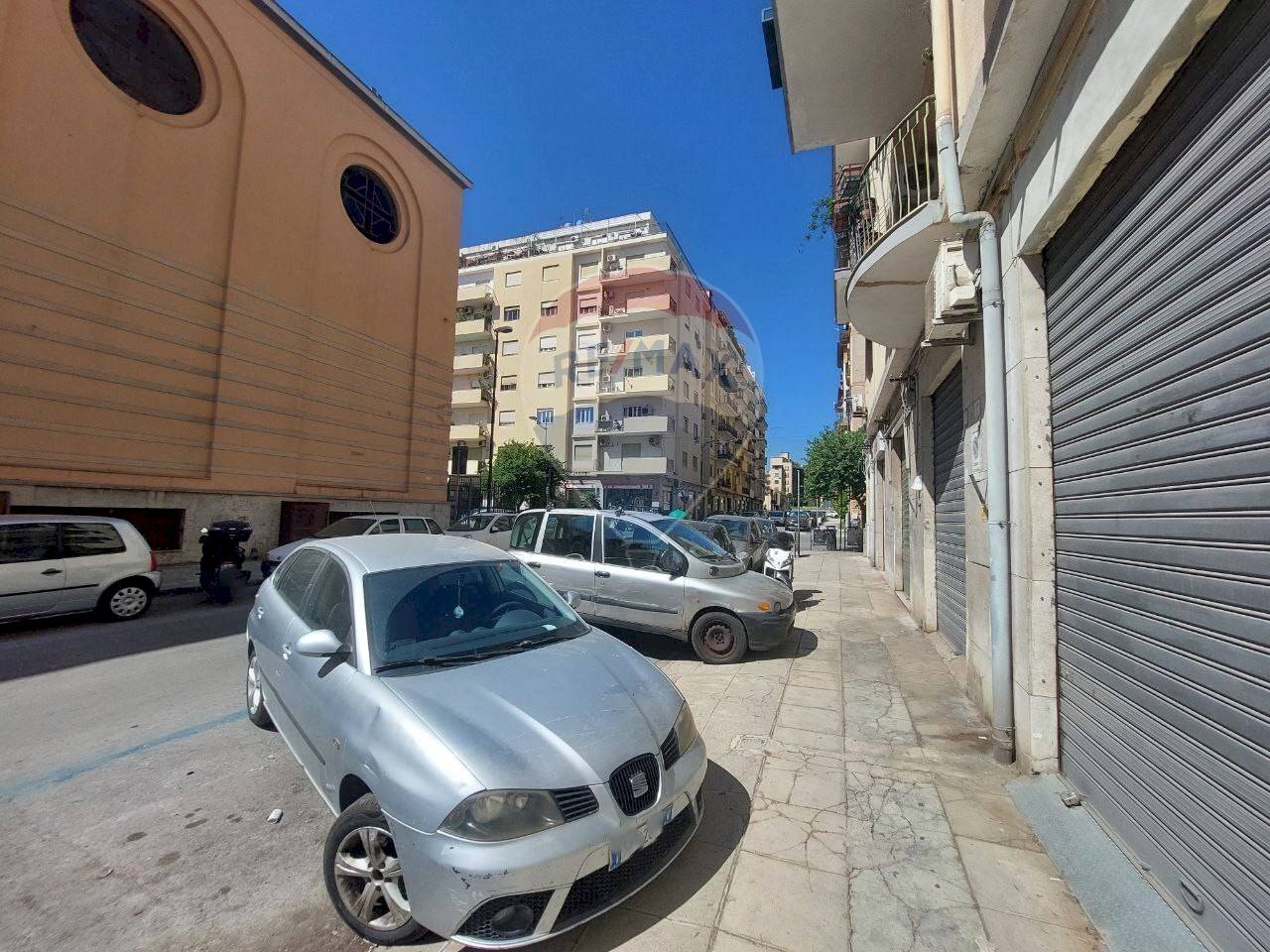 VISTA STRADA - Shop Via Damiani Almeyda
 
13, Palermo - photo 2