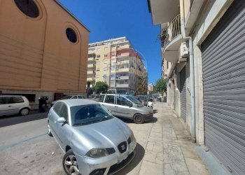 VISTA STRADA - Shop Via Damiani Almeyda
 
13, Palermo - photo 2