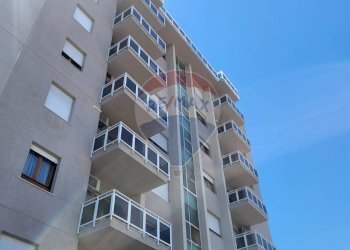 Edificio all\'aperto - Office V.le Leonardo Da Vinci
 
458, Palermo - photo 4