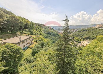 Vista delle montagne - Appartamento Via Val D'aveto
 
29, Genova - foto 15