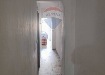 Hall / corridoio - Casa semi indipendente Via Libertà
 
57, Riposto - foto 6