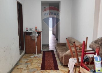 Hall / corridoio - Casa semi indipendente Via Libertà
 
57, Riposto - foto 8