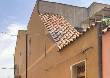 Edificio all\'aperto - Casa semi indipendente Via Giuseppe Arimondi
 
8, Riposto - foto 5