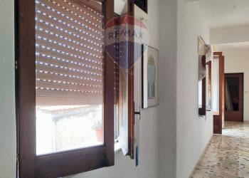 Hall / corridoio - Casa semi indipendente Via Giuseppe Arimondi
 
8, Riposto - foto 6