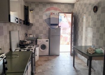 Cucina - Casa semi indipendente Via Giuseppe Arimondi
 
8, Riposto - foto 8