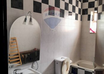 Bagno - Casa semi indipendente Via Giuseppe Arimondi
 
8, Riposto - foto 9