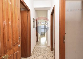 Hall / corridoio - Quadrilocale Viale Catania
 
24, Bronte - foto 7