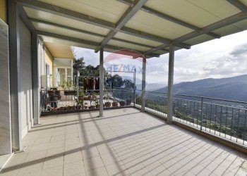 Terrazza - Quadrilocale Viale Catania
 
24, Bronte - foto 18