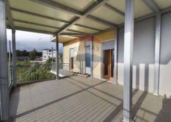 Terrazza - Quadrilocale Viale Catania
 
24, Bronte - foto 19