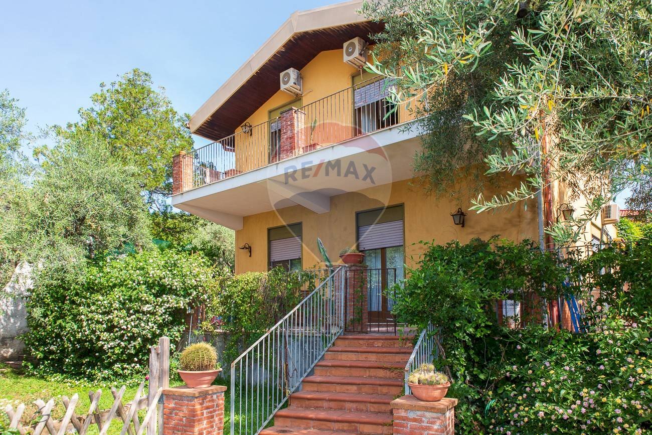 Casa all\'aperto - Villa via Pacini
 
1, Tremestieri Etneo - foto 1