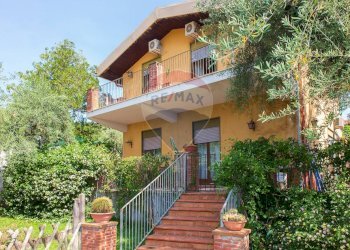 Casa all\'aperto - Villa via Pacini
 
1, Tremestieri Etneo - foto 1