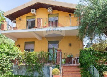 Casa all\'aperto - Villa via Pacini
 
1, Tremestieri Etneo - foto 2
