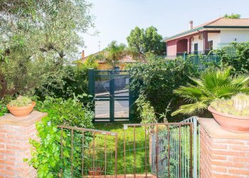 Giardino - Villa via Pacini
 
1, Tremestieri Etneo - foto 21