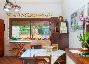 Sala da pranzo - Villa via Pacini
 
1, Tremestieri Etneo - foto 37