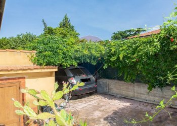 Giardino - Villa via Pacini
 
1, Tremestieri Etneo - foto 62