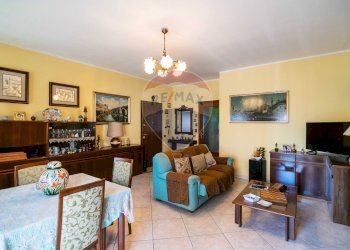 Sala da pranzo - Appartamento Viale Nitta
 
14, Catania - foto 6