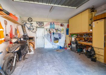 Dispensa di stoccaggio - Appartamento Viale Nitta
 
14, Catania - foto 32