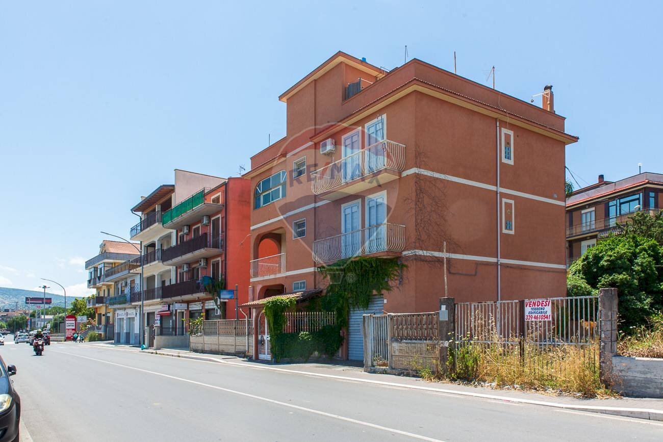 Edificio all\'aperto - Villa via Etnea
189, Lentini - photo 3
