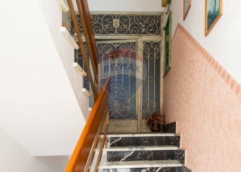 Scale - Villa via Etnea
 
189, Lentini - foto 43