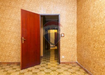 Hall / corridoio - Appartamento Via G. Matteotti
 
45, Aci Catena - foto 7