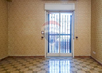 Stanza vuota - Appartamento Via G. Matteotti
 
45, Aci Catena - foto 12