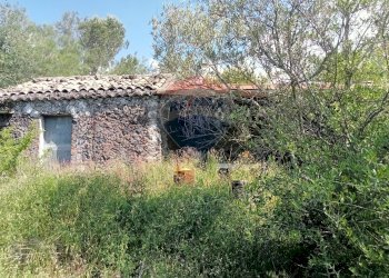 Casa all\'aperto - Terreno agricolo Contrada Capreria
 
snc, Nicolosi - foto 1