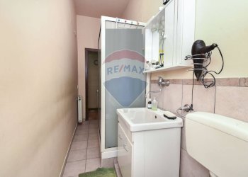 Bagno - Appartamento Via Vergine Maria
 
16, Camporotondo Etneo - foto 16