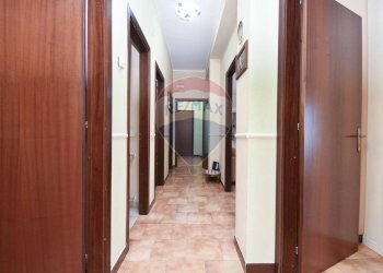 Hall / corridoio - Appartamento Via Vergine Maria
 
16, Camporotondo Etneo - foto 22